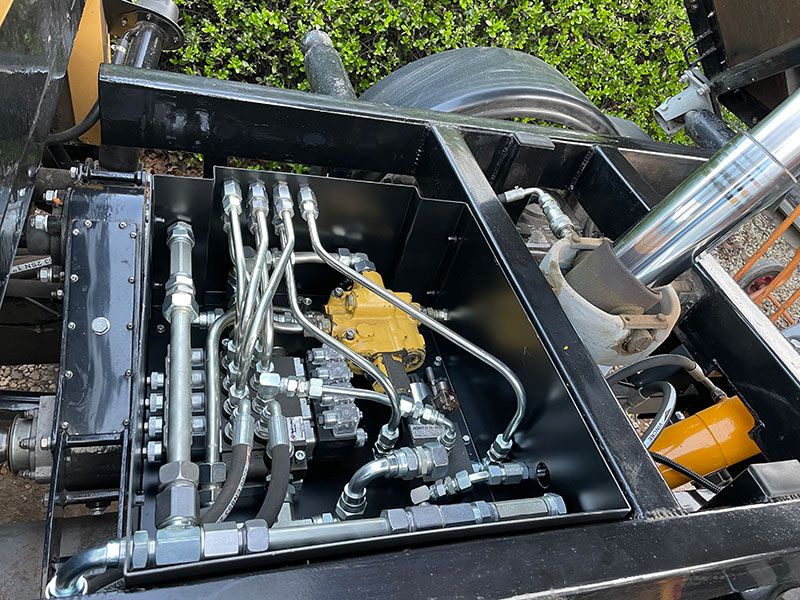 Hydraulic spool valve chassis setup
